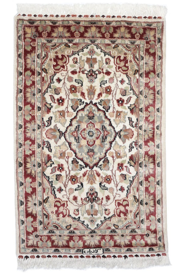 Pakistan silkki/villa-matto 63 X 100 cm