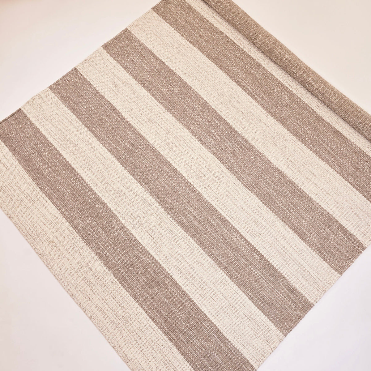 villamatto stripes beige rullassa